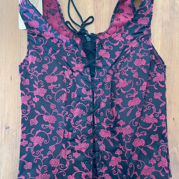 NWT: Black & Scarlet Floral Front Lace Up Corset - Picture 1 of 8